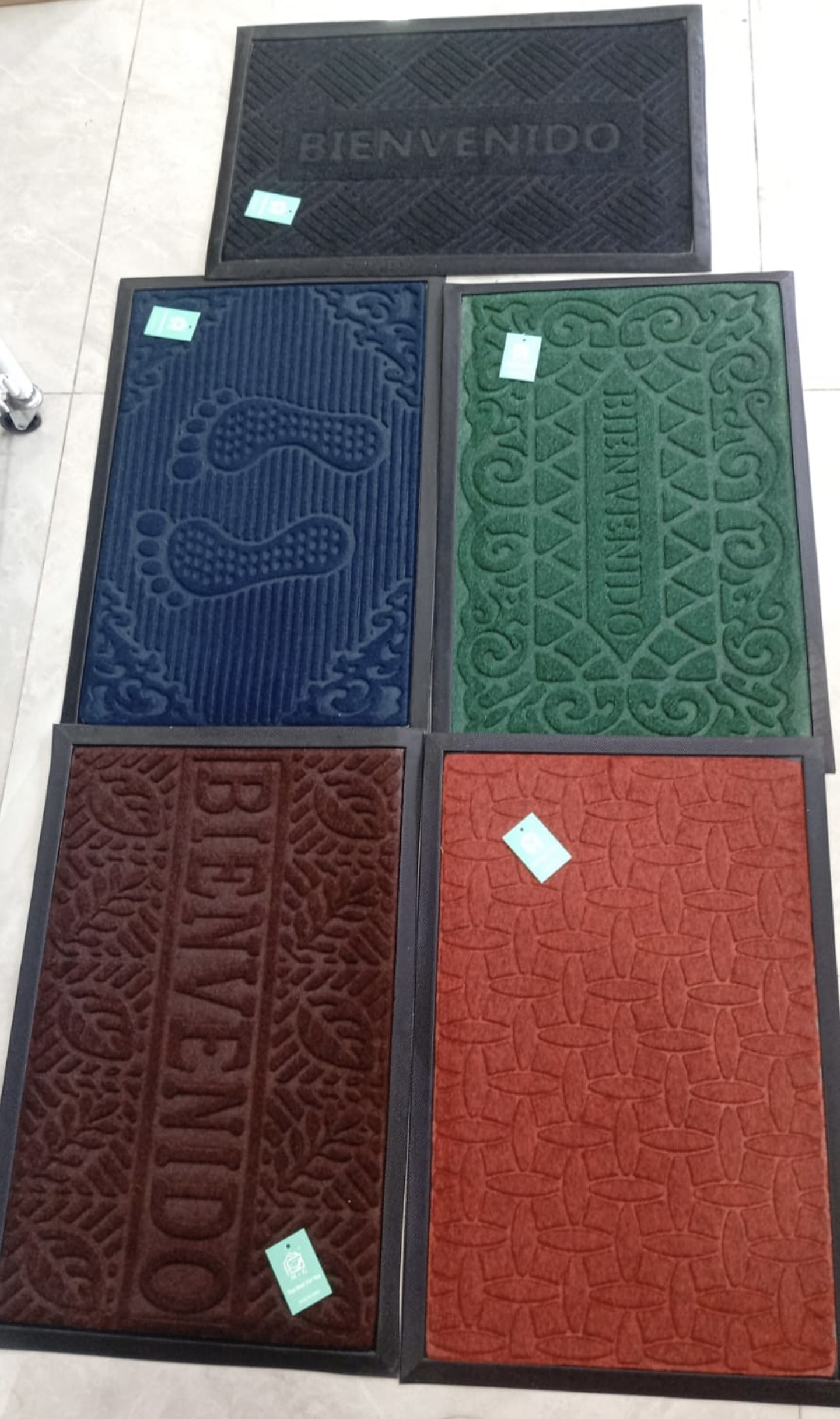 LIMPIA PIE ALFOMBRA BIENVENIDA FELPA ENGOMADO 40x60CM 2