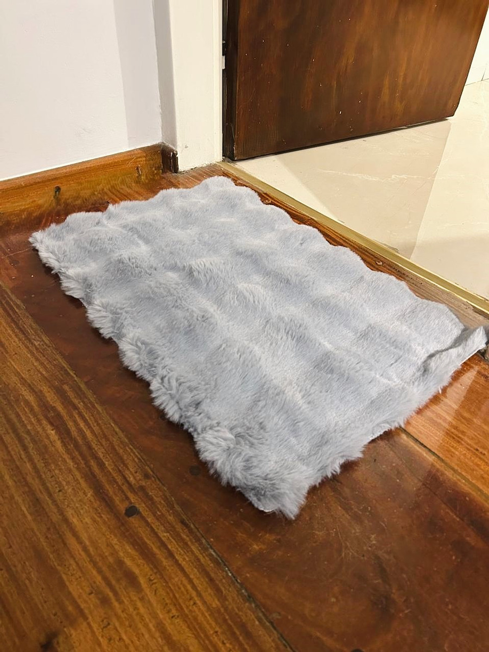 ALFOMBRA PIEL DE CONEJO 45x75CM 3