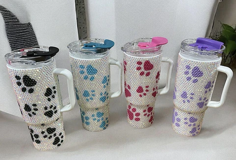 VASO CON ASA DIAMANTE PATITAS