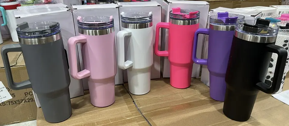 TERMO CON ASA DE ACERO INOXIDABLE DE 1.2L COLOR LISO 1