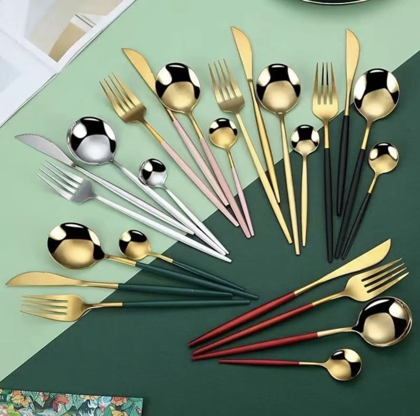 SET DE CUBIERTOS DORADOS  4PZS 1
