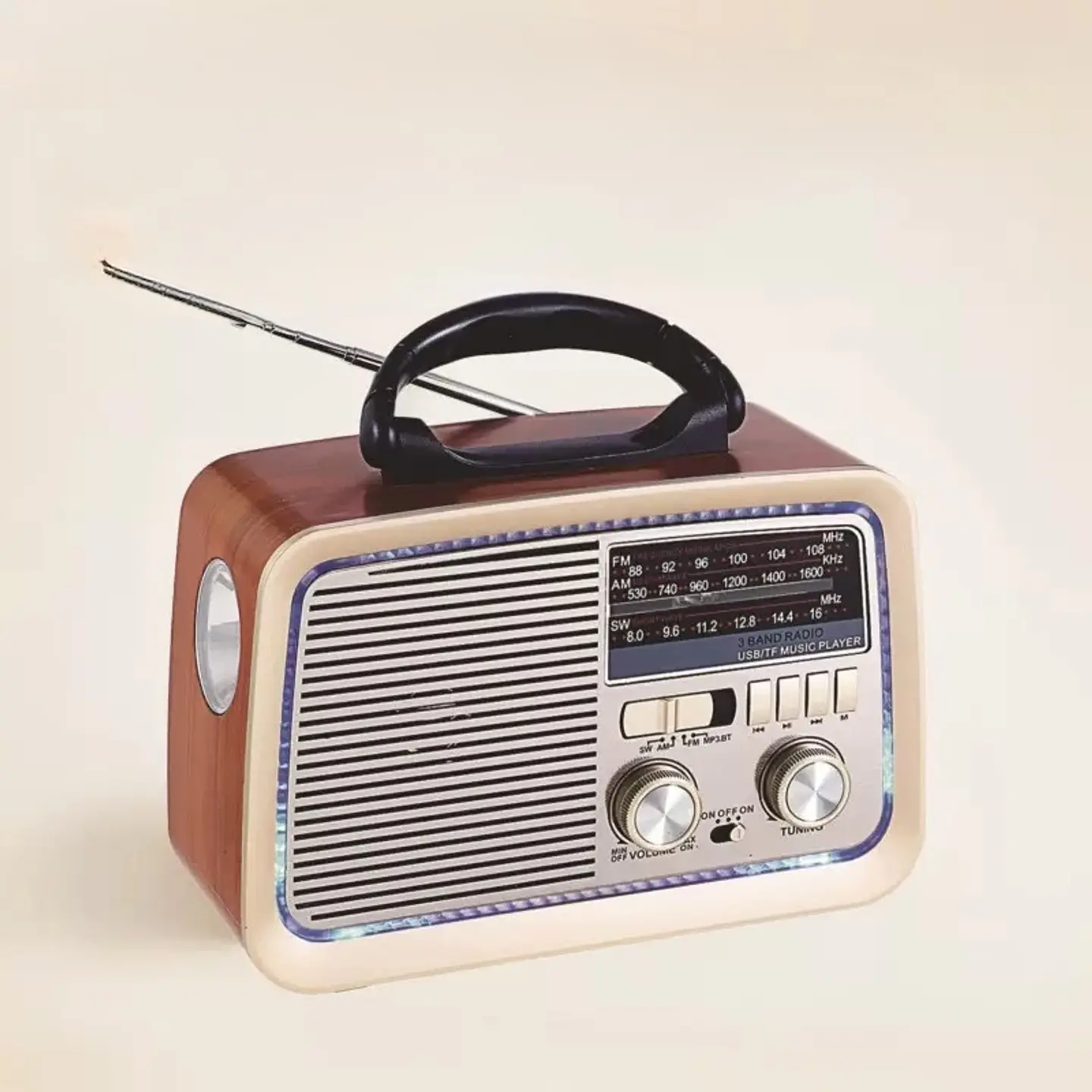 RADIO VINTAGE CON LUCES ENCHUFE Y LINTERNA TS-676  1