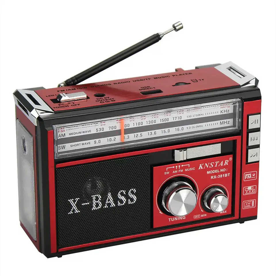 RADIO SOLAR X-BASS CON ENCHUFE Y LINTERNA  1