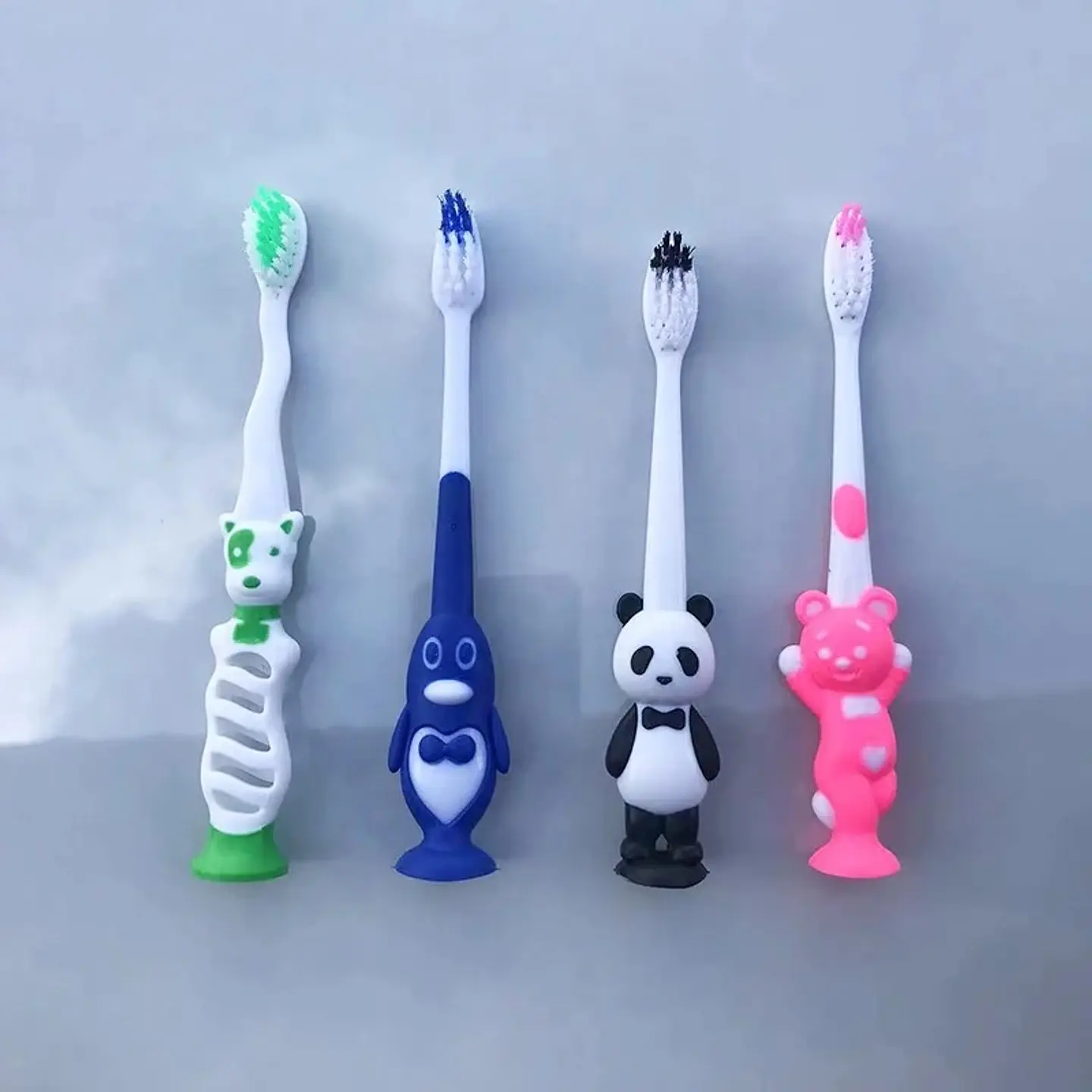 BLÍSTER CEPILLO DE DIENTES NIÑOS 12PCS- POR MAYOR 2