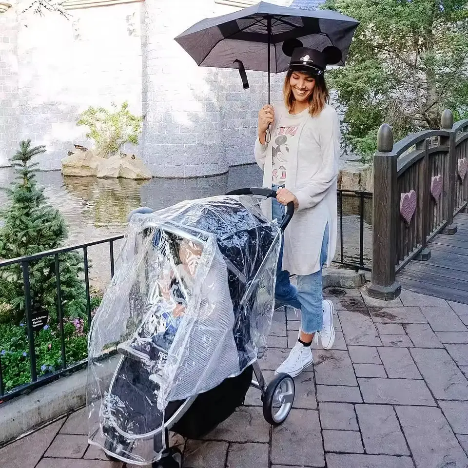 FUNDA PROTECTOR IMPERMEABLE PARA COCHE DE BEBÉ - POR MAYOR 3