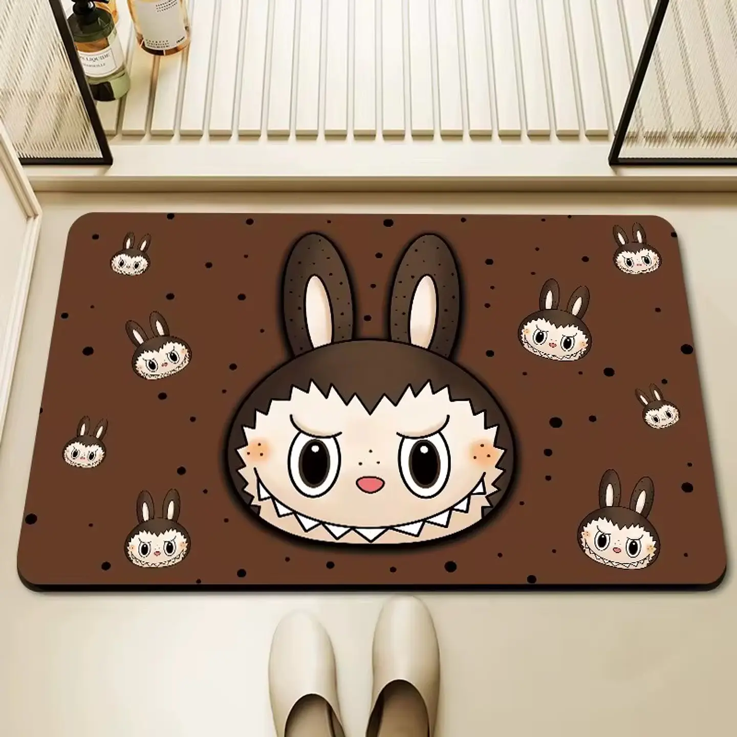 ALFOMBRA LIMPIA PIE LABUBU 40x60CM- POR MAYOR 5