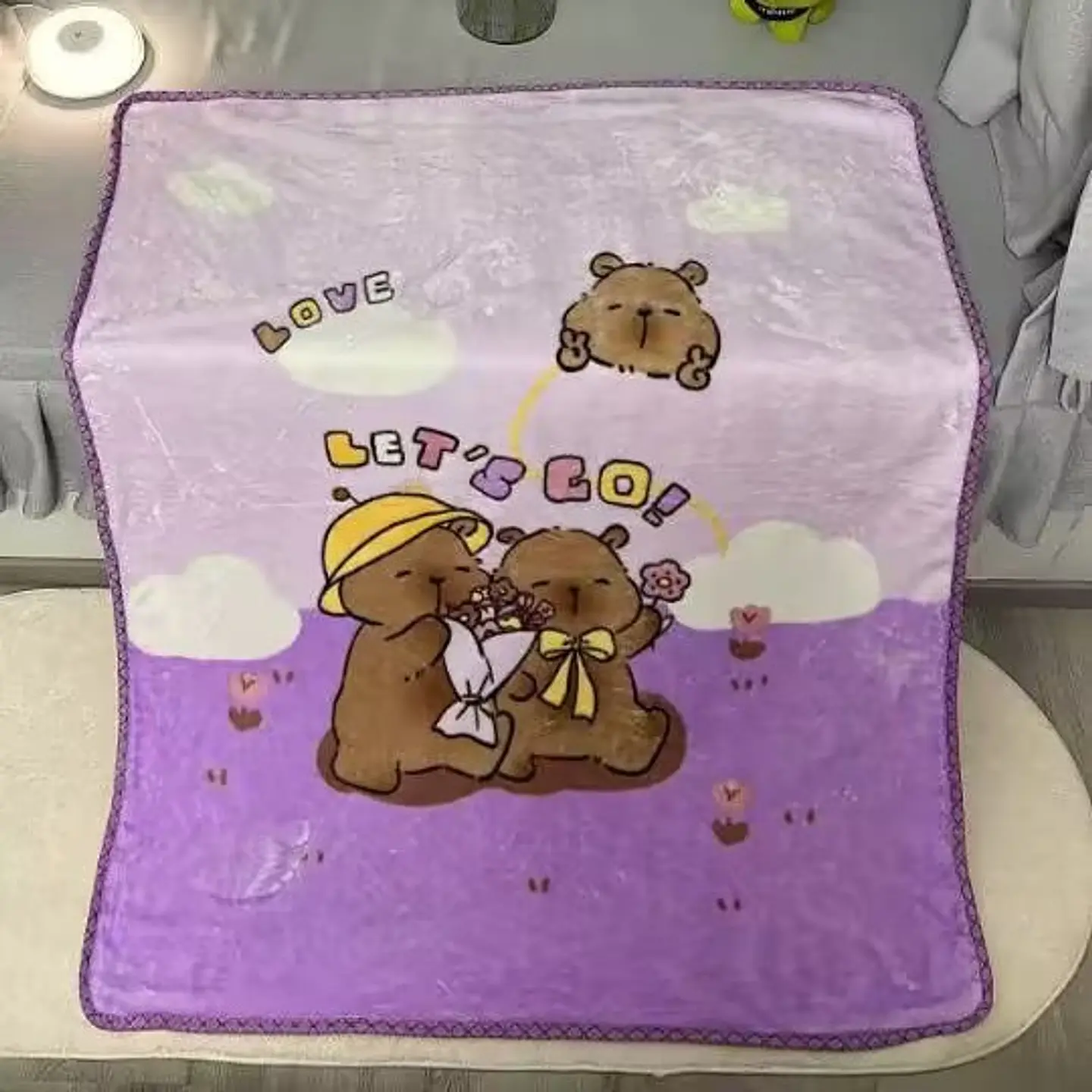 MANTA CAPYBARA PLUSH NIÑO 100x1300CM CON BOLSA- POR MAYOR 4