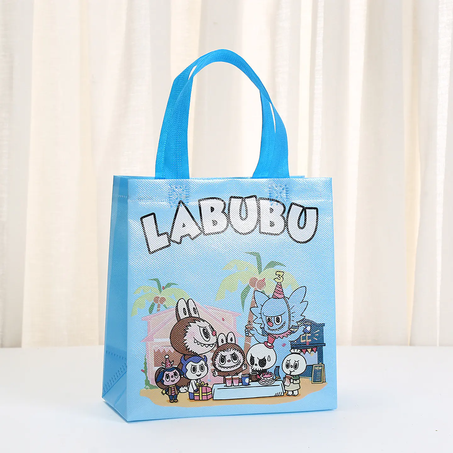 BOLSITO REUTILIZABLE LABUBU 30x22CM- POR MAYOR 2