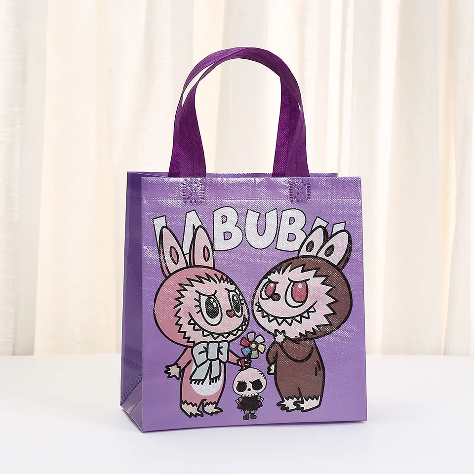 BOLSITO REUTILIZABLE LABUBU 30x22CM- POR MAYOR 3
