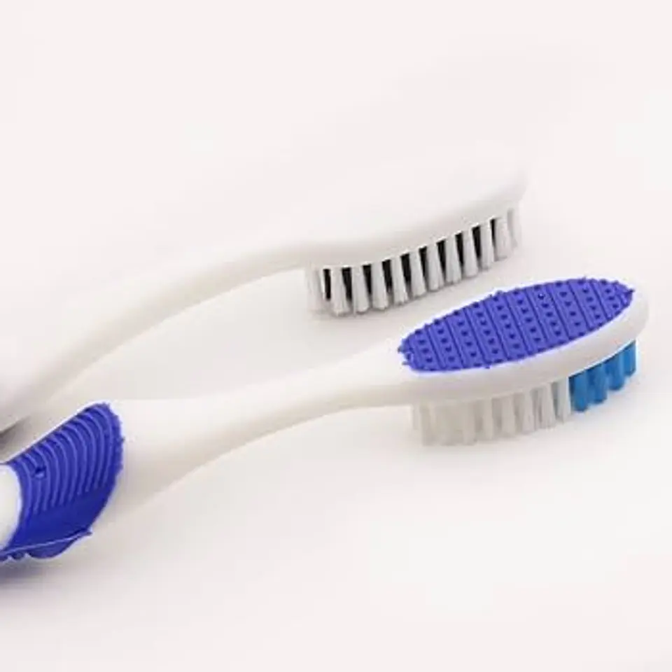CEPILLO DE DIENTES ADULTO BLÍSTER 12 PCS - POR MAYOR 5