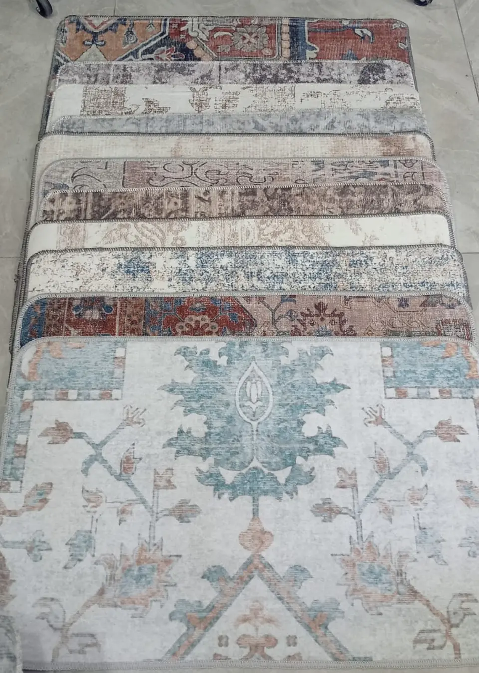 ALFOMBRA VINTAGE ENGOMADO 50x80CM- POR MAYOR 7
