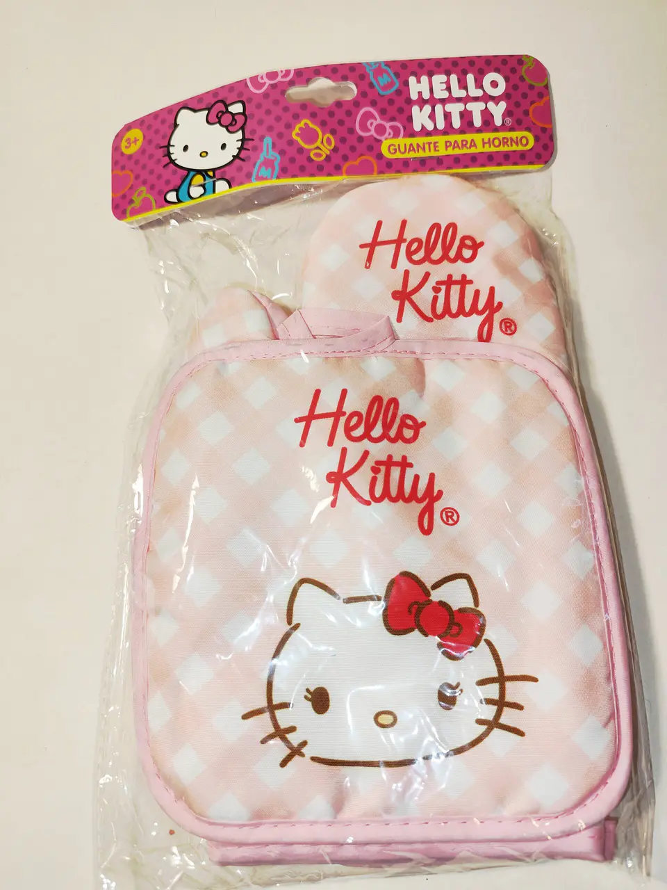 SET DE COCINA MANOPLA + GUANTES TÉRMICO PARA HORNO SANRIO - POR MAYOR 4