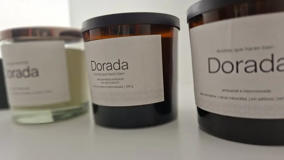 Momentos  Dorada® - Tarde de Lectura  -  Vela Perfumada - 220 gr  2
