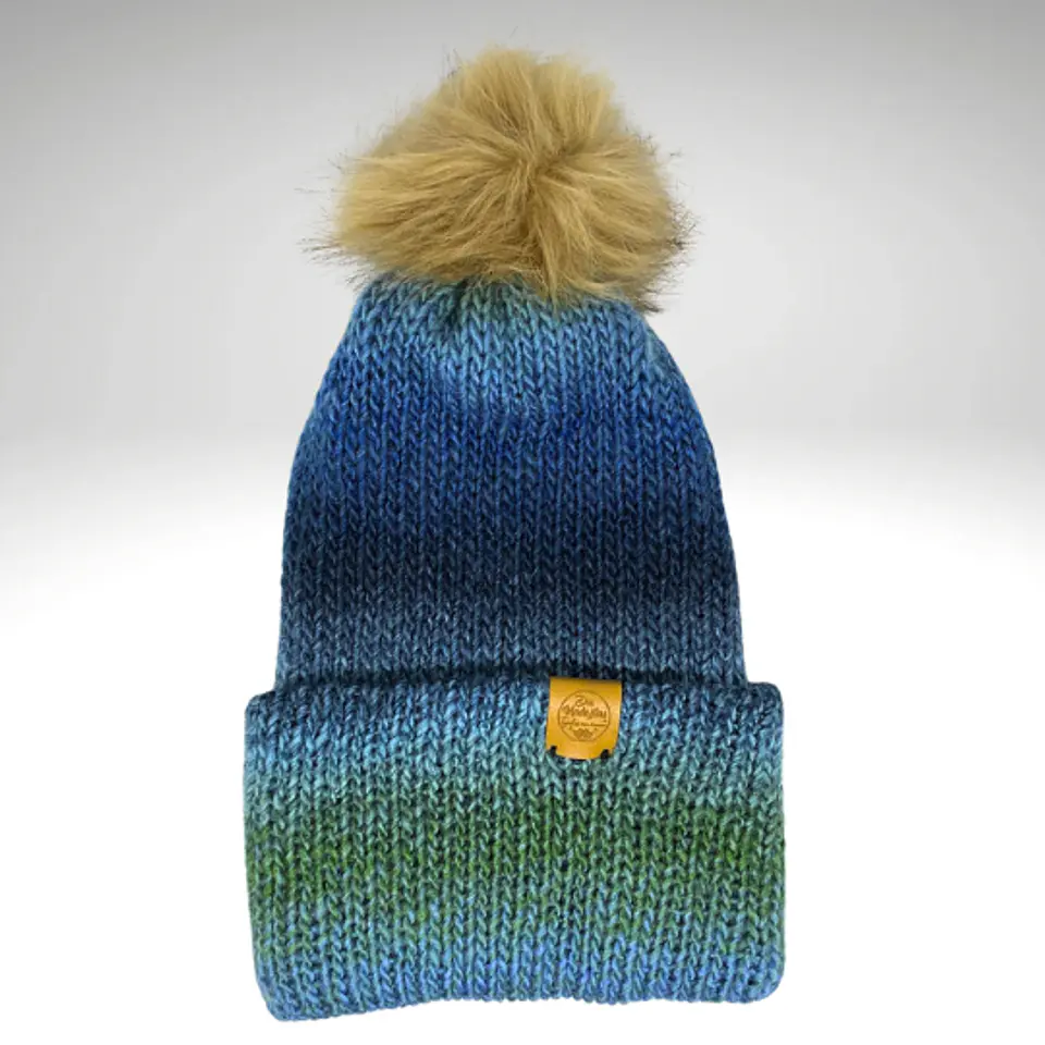 Gorro de Lana Degrade Azul con Pom Pom  2