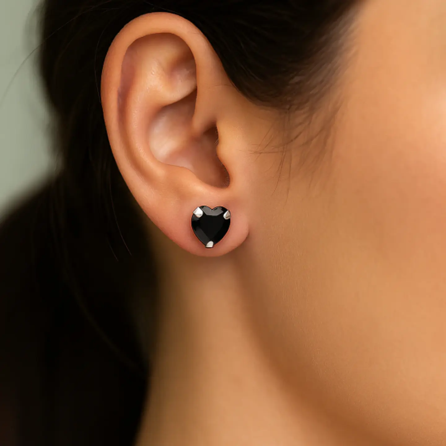 Aro Corazón Circón Ónix 8 mm 2