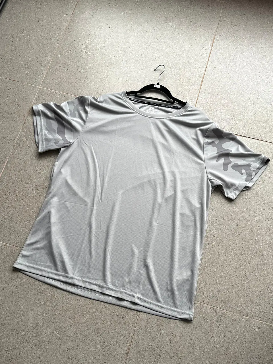 Polera Deportiva Dry-Fit – Mangas Camo Sleeves 3