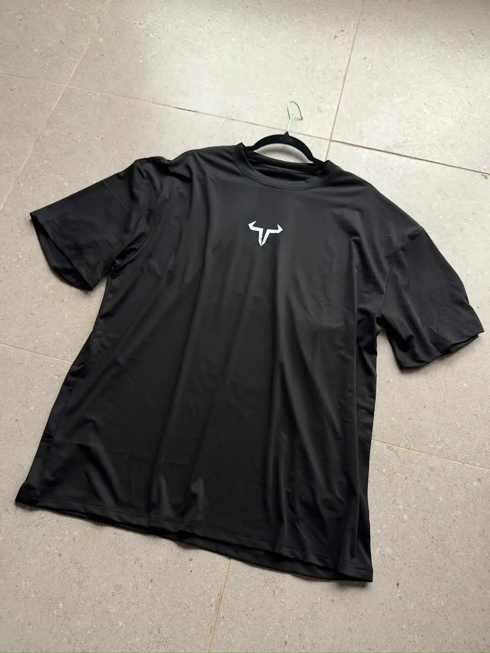 Polera Deportiva Suave y Fresca Toro 2