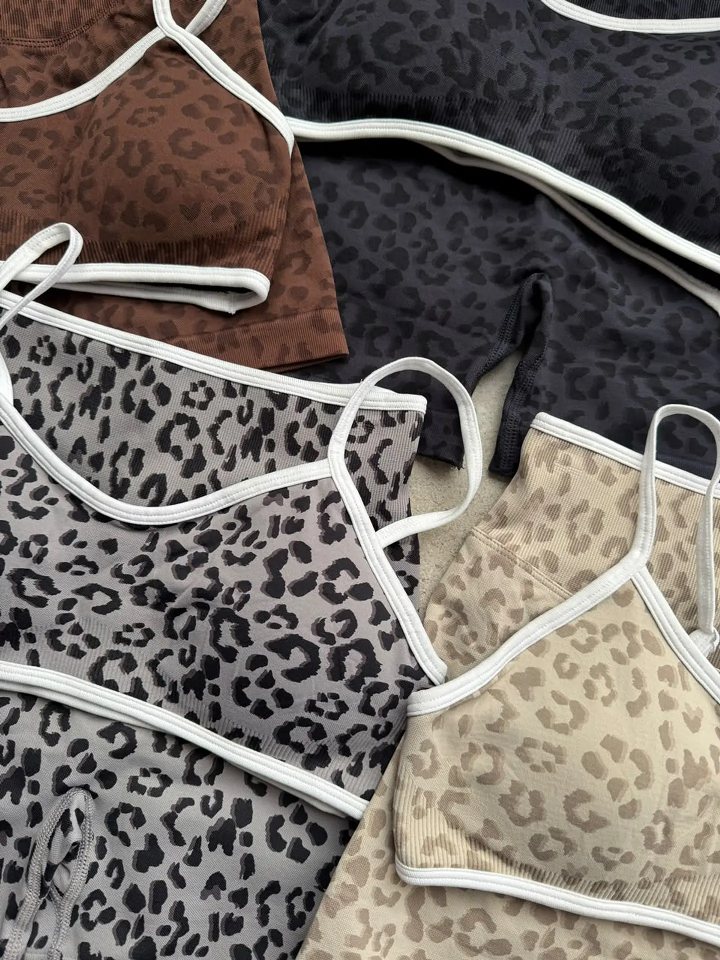 Conjunto Deportivo Top + Short Biker Animal Print 3