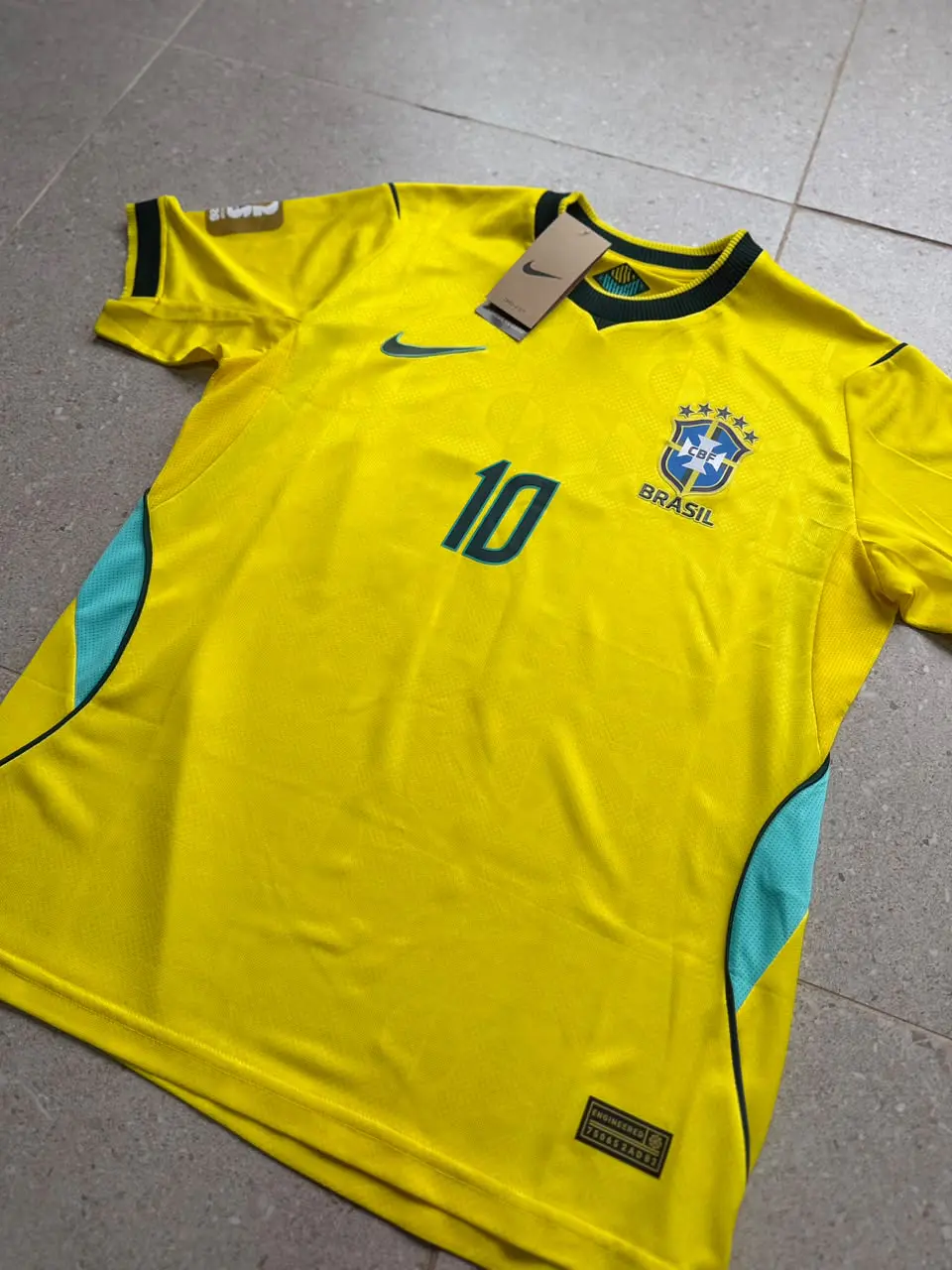 Camiseta / Polera de Fútbol Brasil 2
