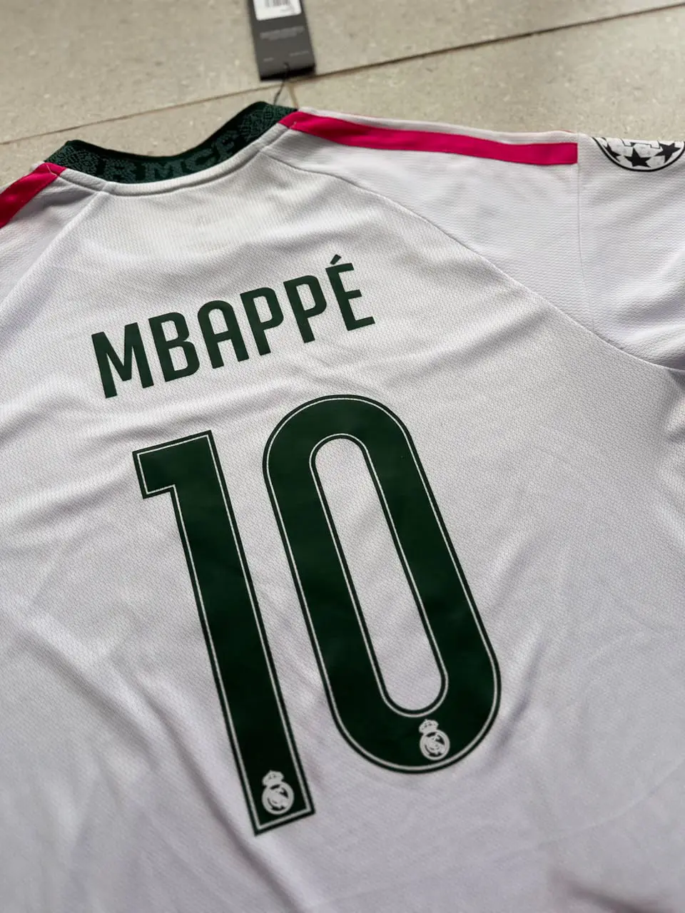 Camiseta / Polera de Fútbol Real Madrid 2