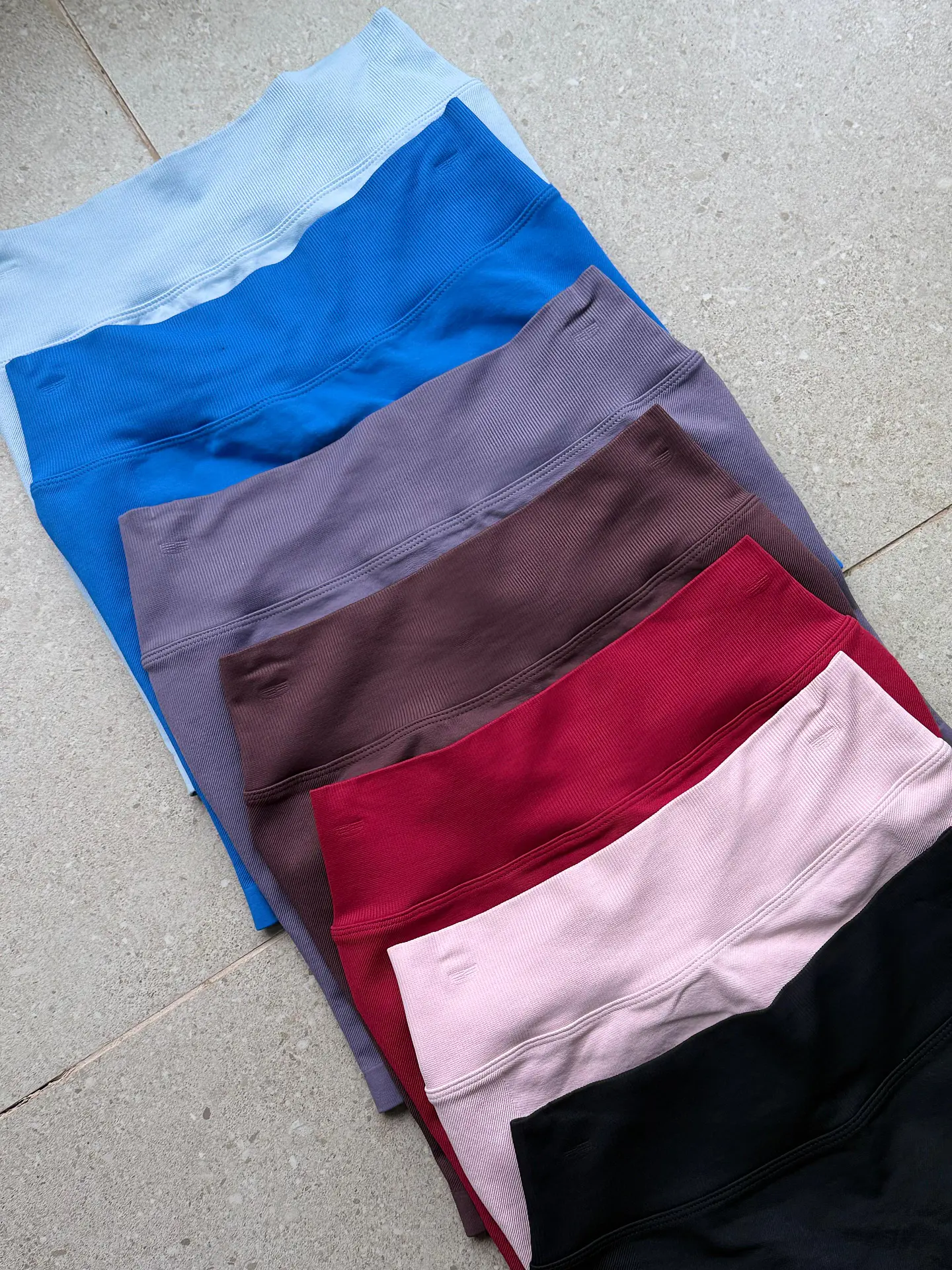 Short Deportivo en V con Push Up 2