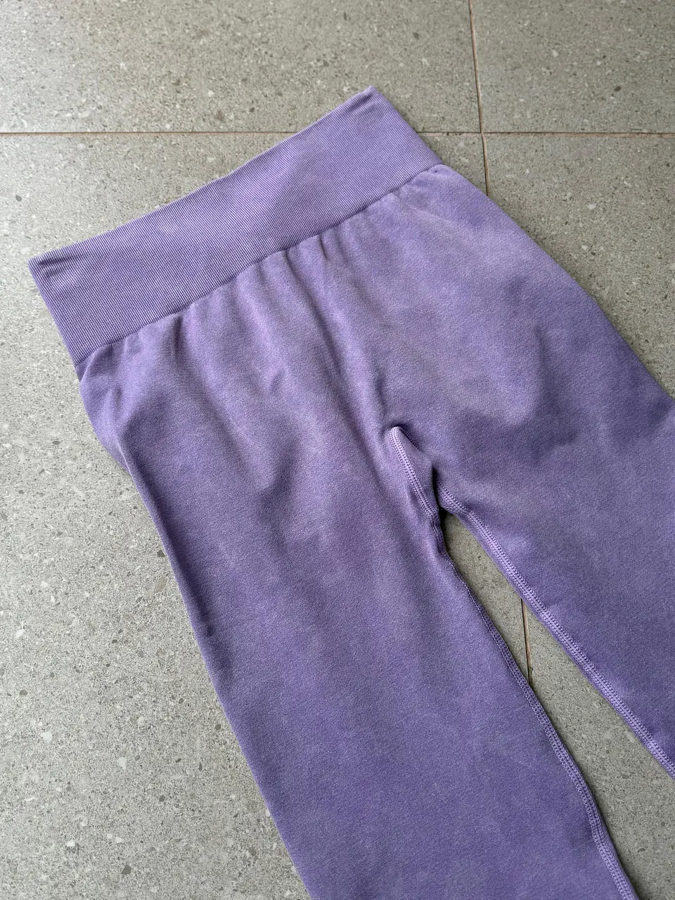Calza Flare Moldeadora con Corte en V (Push Up) 5