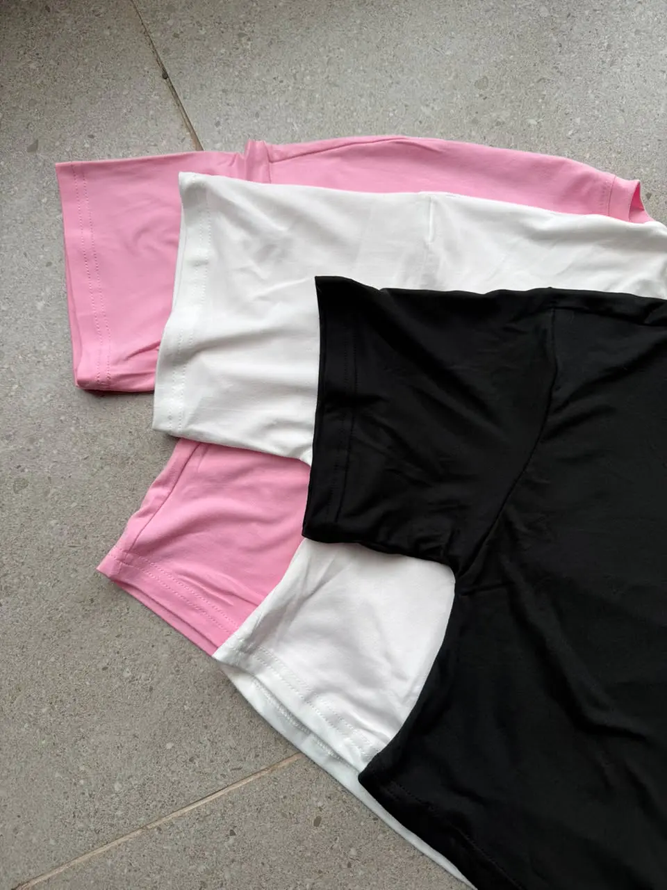 Crop Top Oversize Hombros Caídos 2