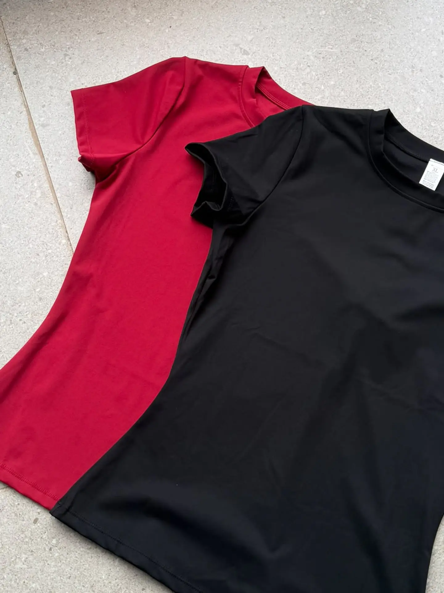 Polera Deportiva Alta Compresión | Efecto Moldeador Premium 4