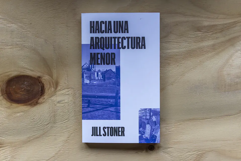 Hacia Una Arquitectura Menor 8