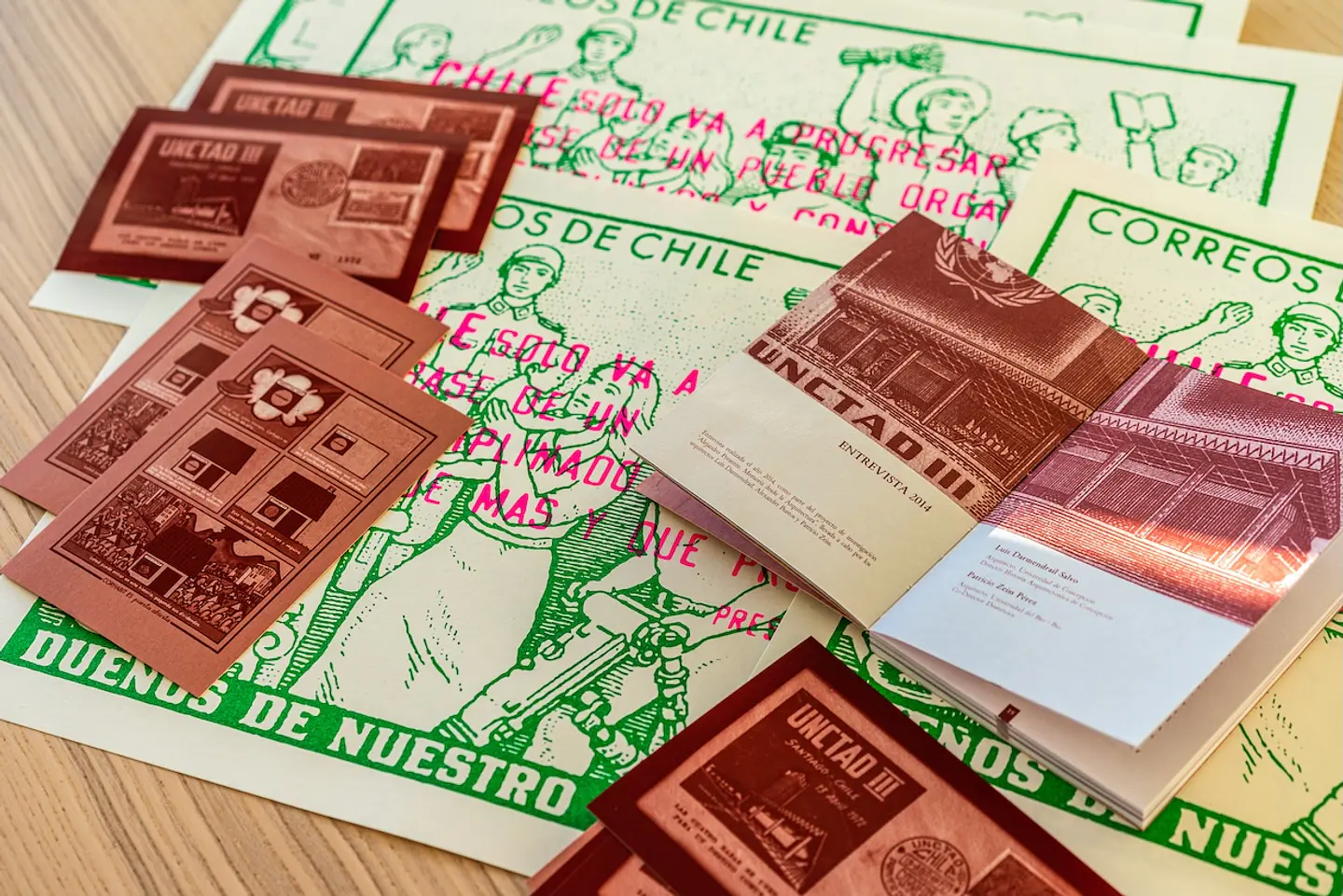 Miguel Lawner Entrevistas Pack Libro + Riso + Postales 2