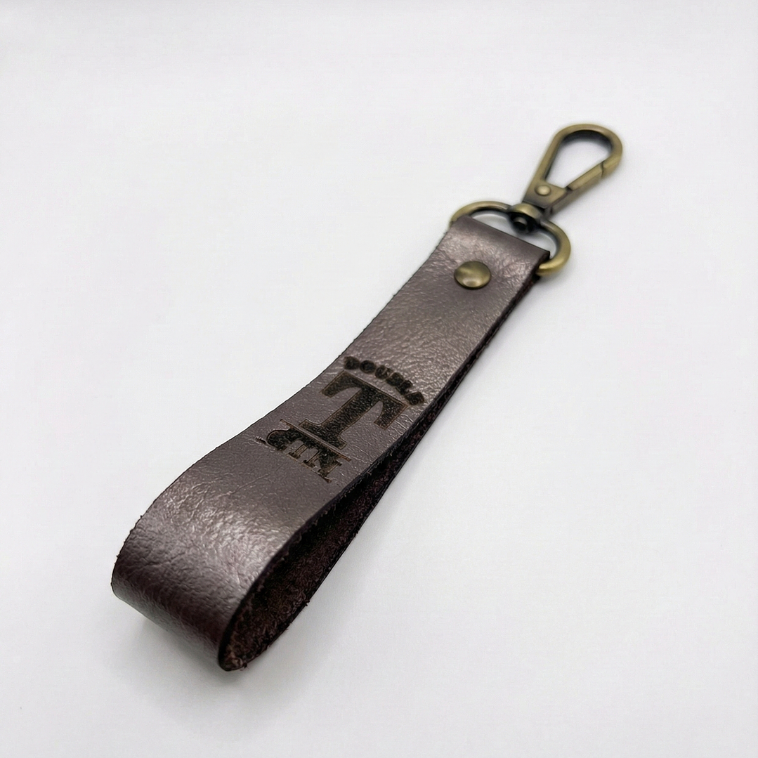 Llavero de Cuero Premium - Double T Signature 2