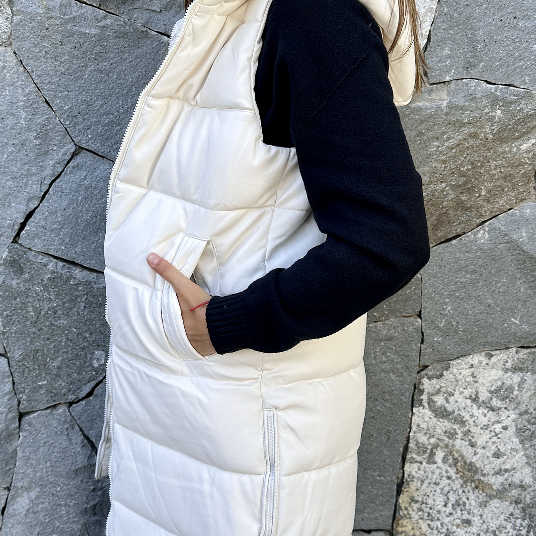 Parka Simil Cuero Sin Mangas 5