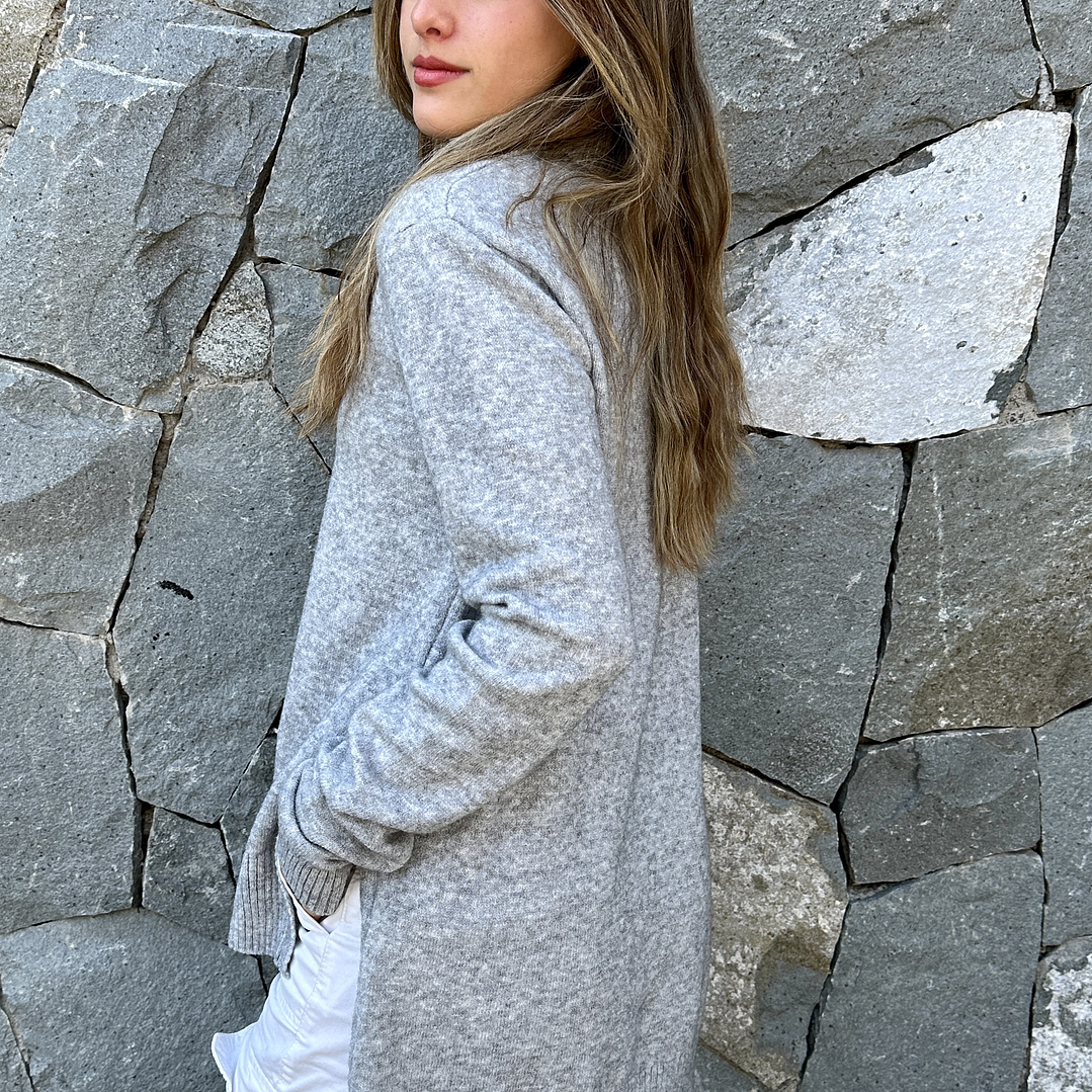 Sweater Largo Cuello Tortuga Asimetrico 4