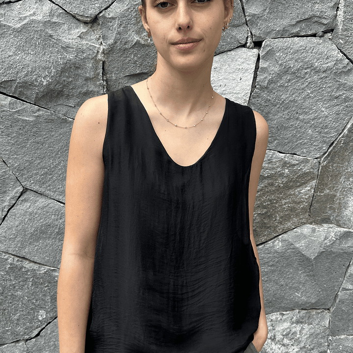 Polera de Seda Sin Mangas 2