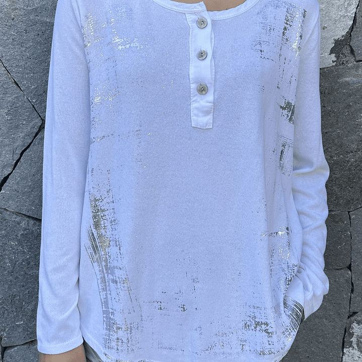 POLERA MANGA LARGA BOTONES Y FOLIA  2