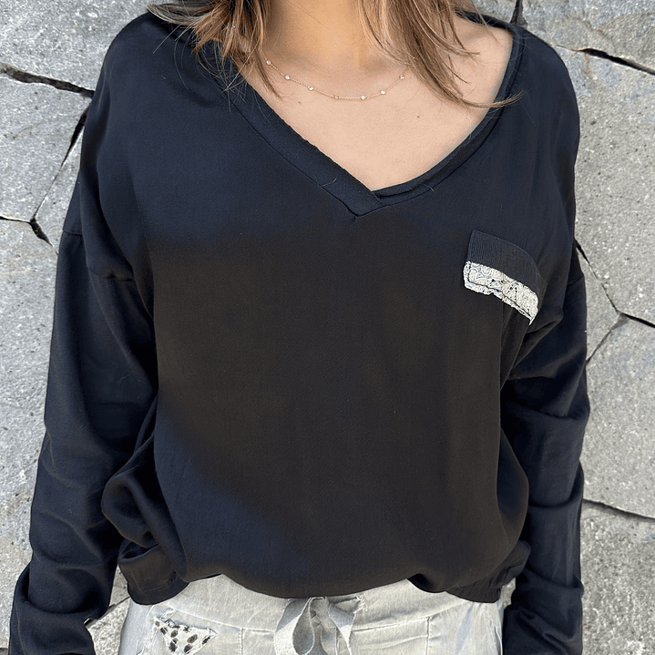 POLERA MANGA LARGA SATEEN Y ALGODON  2