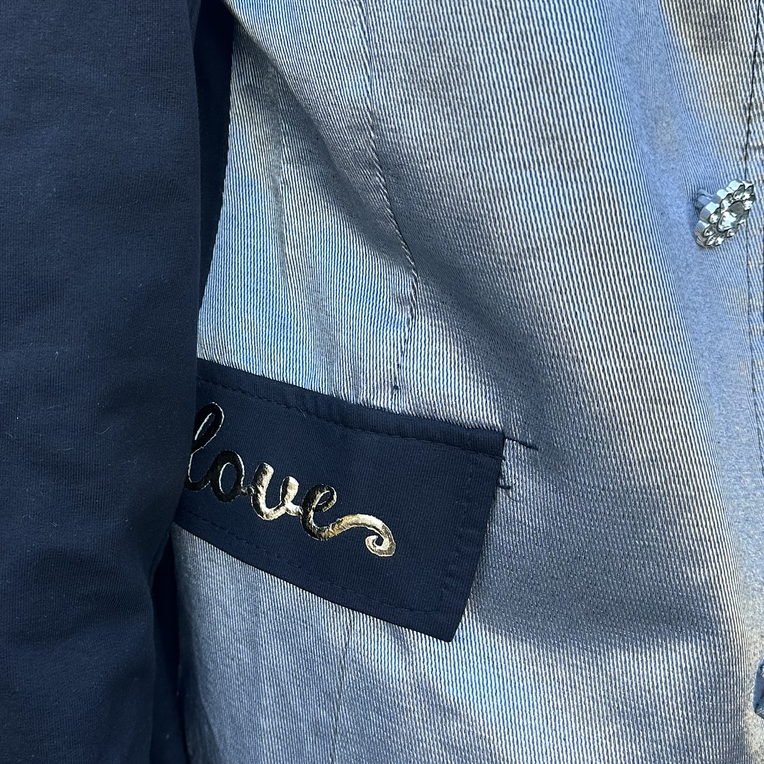 CHAQUETA TOPE LOVE  3