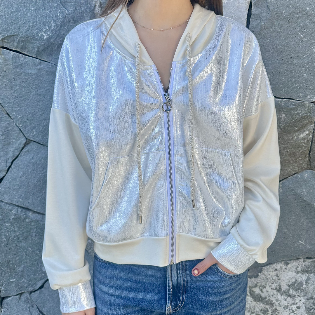 CHAQUETA  CON CAPUCHA  5