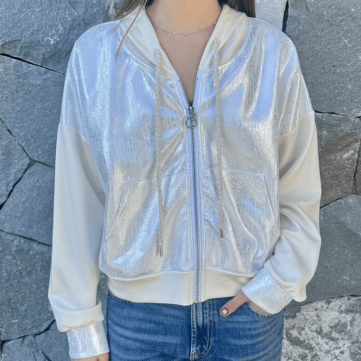 CHAQUETA  CON CAPUCHA  5