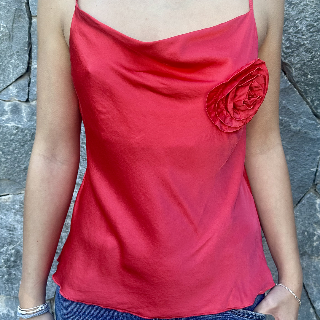 TOP SATINADO FLOR  3