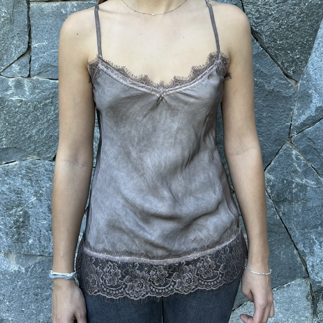 TOP SATINADO ENCAJE  2