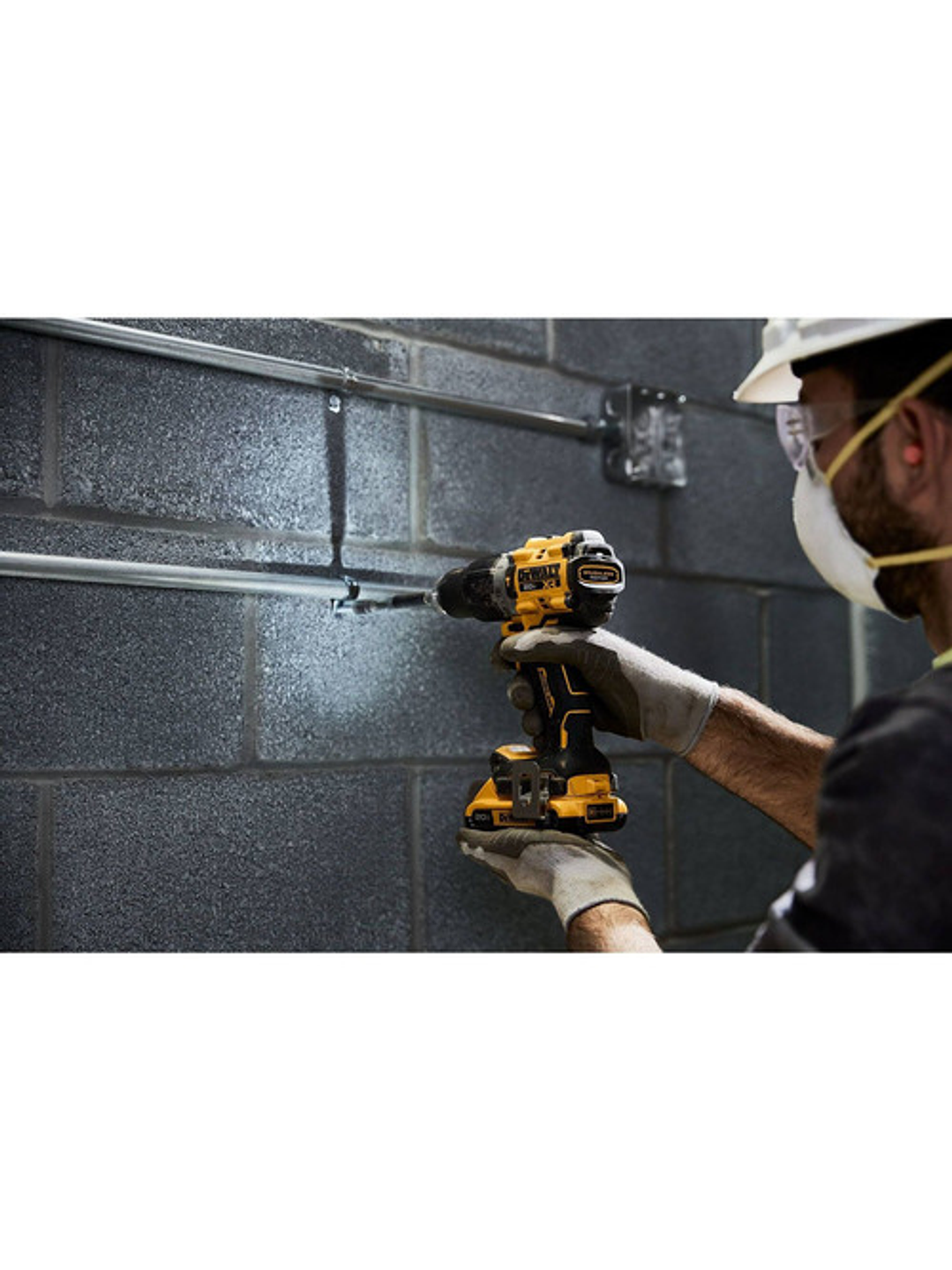 Taladro Percutor Inalambrico S/bat Xr Dewalt 20v Dcd805b 3