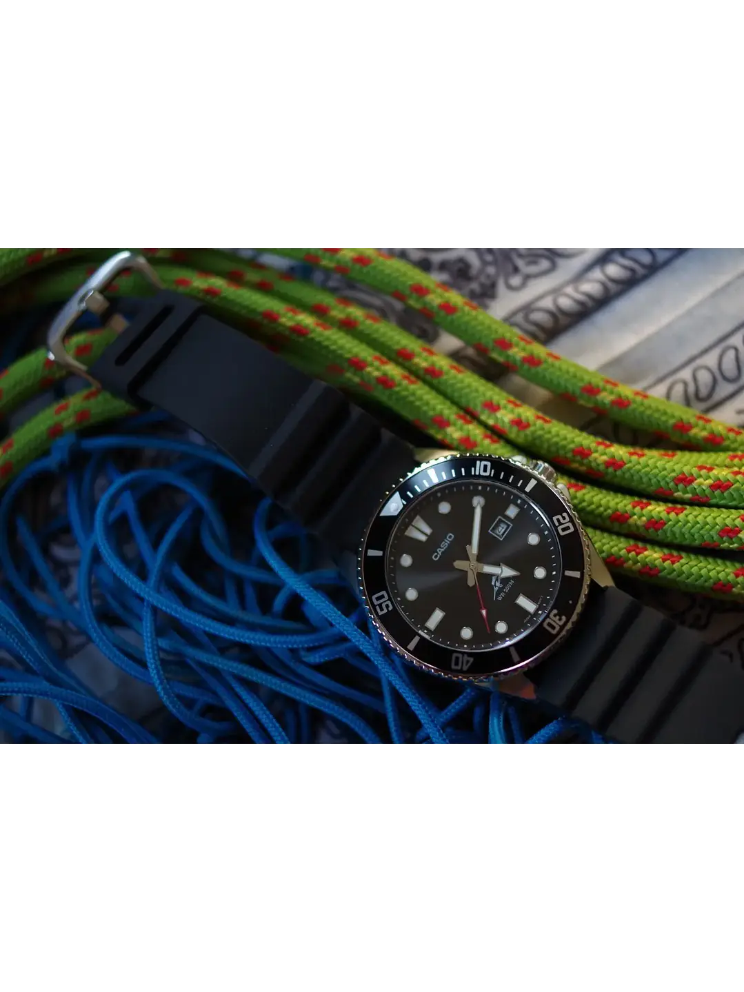 Reloj Casio Marlin Duro Mdv-106 Hombre Resina Negro, 200 mts Chile 4