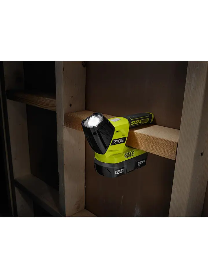 Luz Trabajo Linterna Ryobi Para Baterías 18v P705 Chile 2