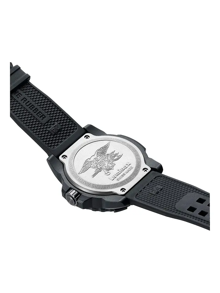 Reloj Luminox Navy Seal Gold Hombre Swiss Made Chile 5