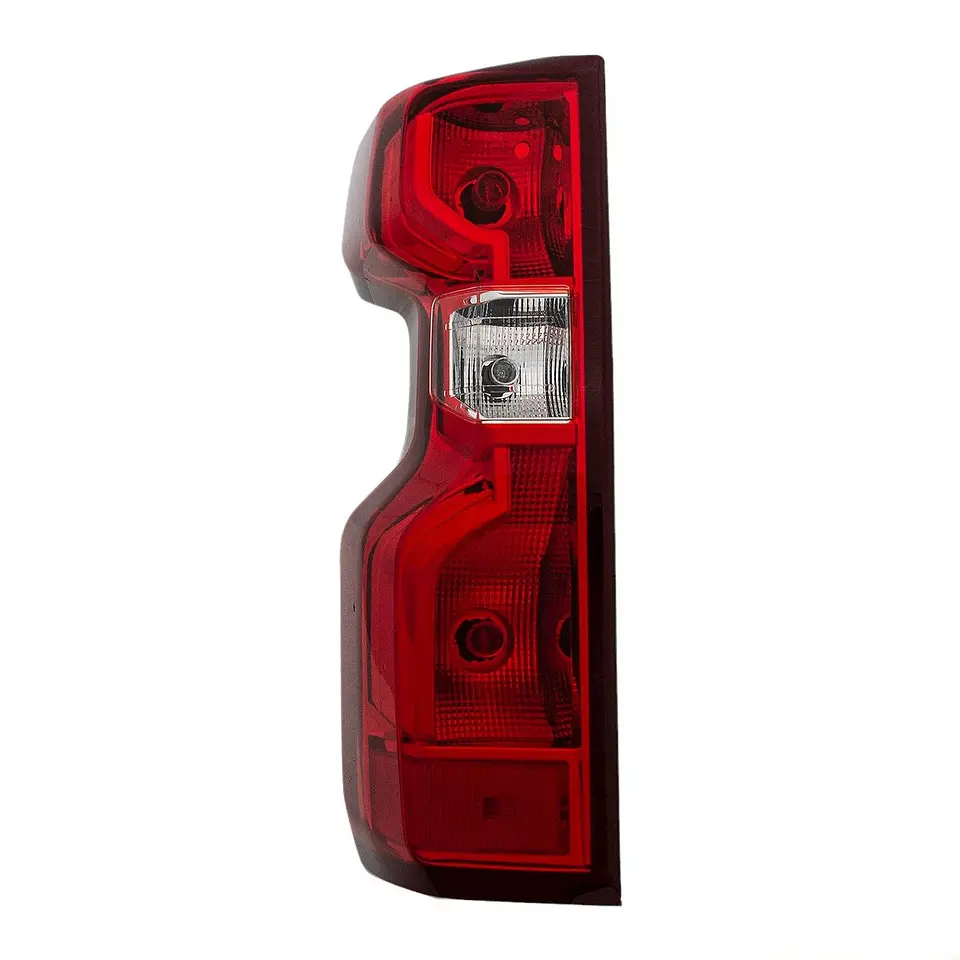 Farol Led Trasero Izquierdo Chevrolet Silverado 2019 a 2025 2