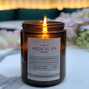 vela 220 ml (frambuesa pimienta roja)