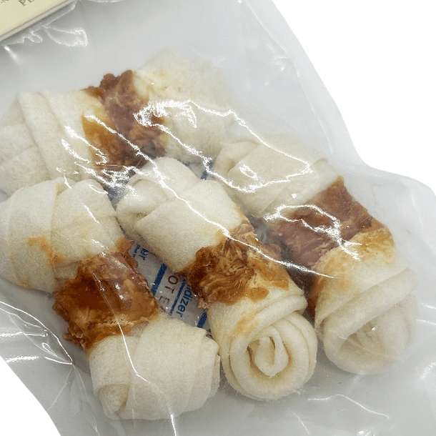 Huesos de cartílago envuelto en pollo 4 un 3