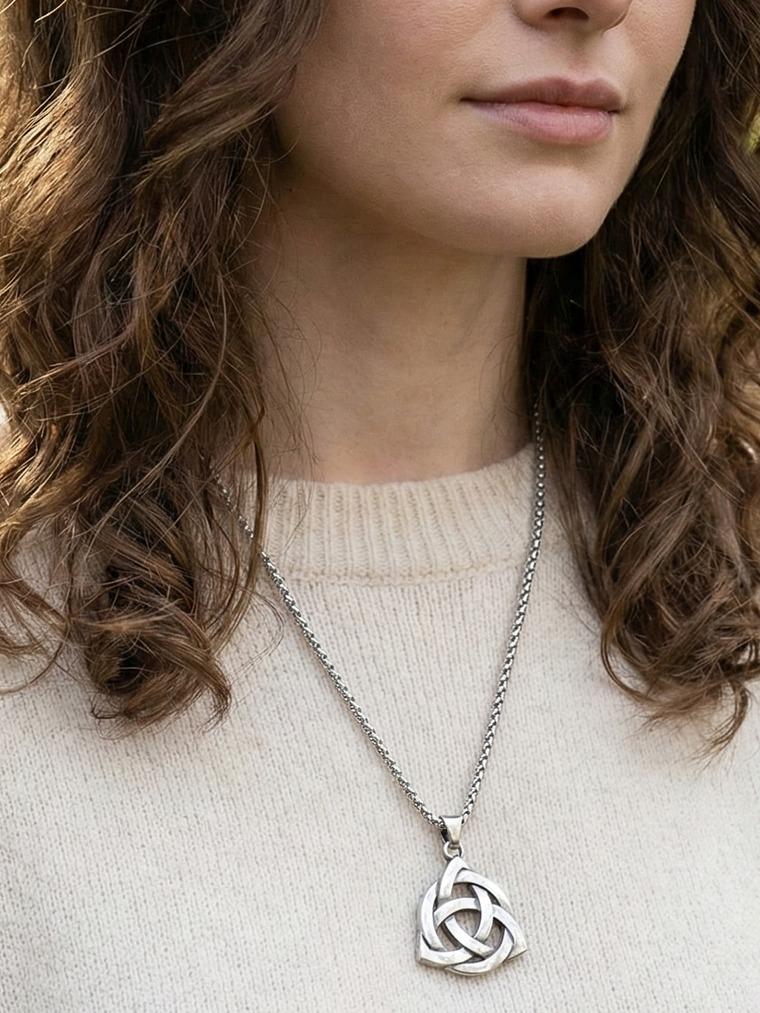 Colar Celtic Knot 2