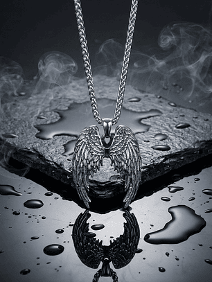 Dark Wings Necklace